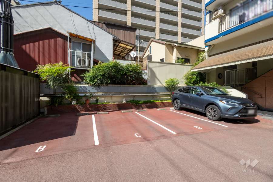 敷地内駐車場（屋外平面式）　