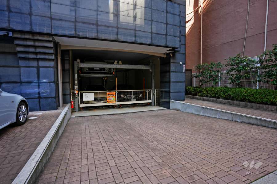 敷地内駐車場（屋内機械式）
