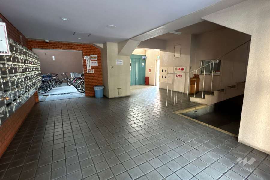 エントランスホール