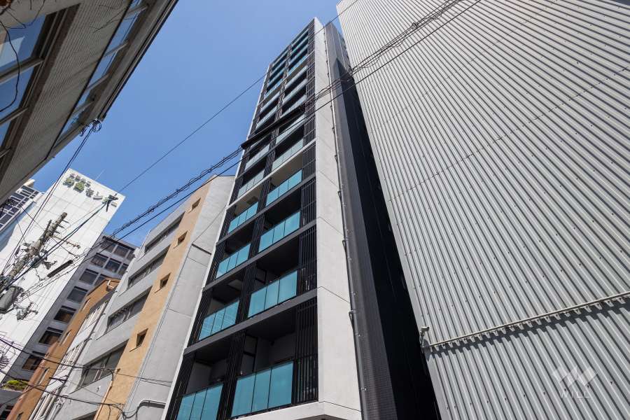 ソルティア天満橋駅前の外観（南東側から）