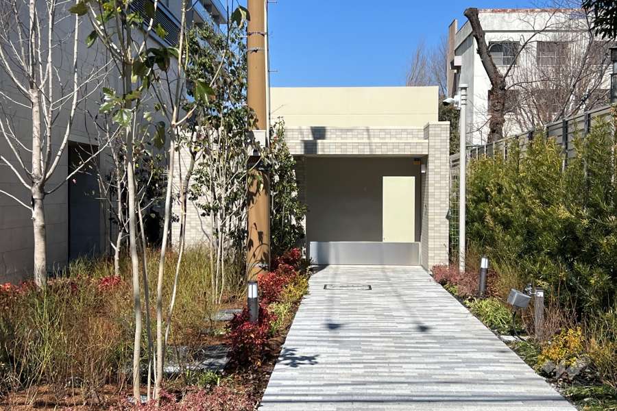 駐輪場の出入り口　