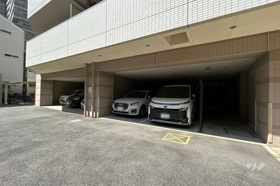 敷地内駐車場（屋内平面式）