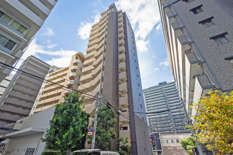 堂島ザレジデンスマークタワーの外観（北東側から）