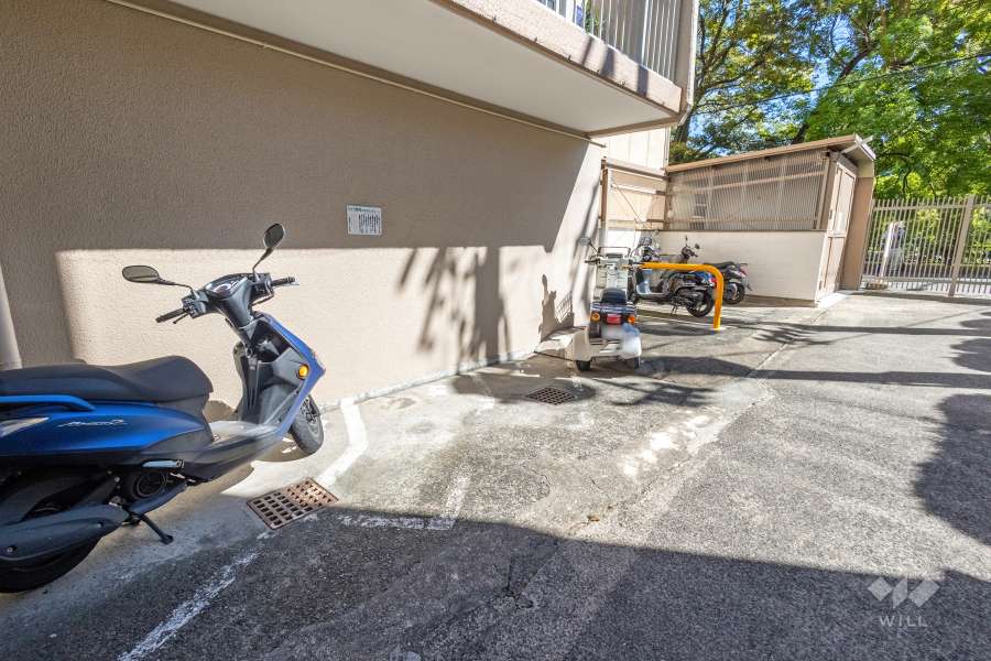 バイク置場