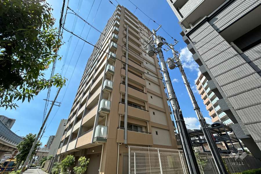 うめきたザレジデンスの外観（東側から）