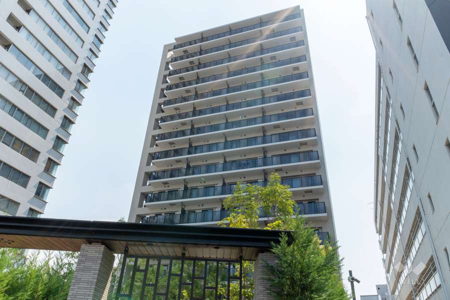 ファインレジデンス福島野田の外観（西側から）　