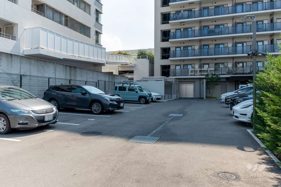 敷地内駐車場（屋外平面式）
