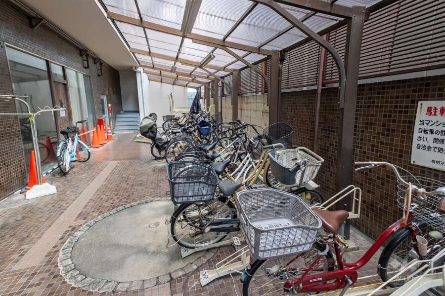 駐輪場