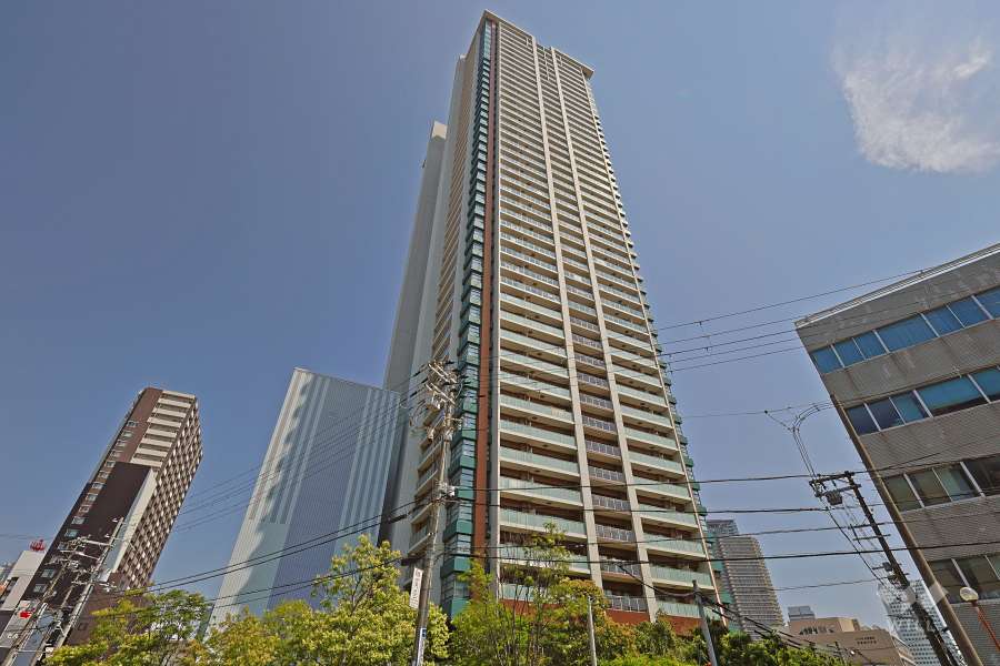 大阪福島タワーの外観（北西側から）