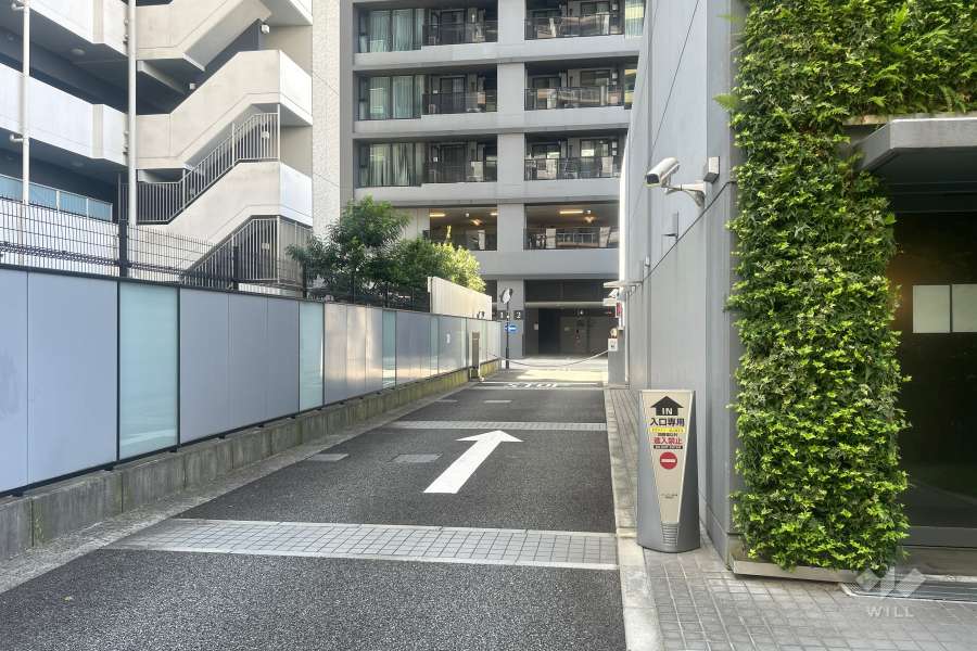 駐車場の出入り口