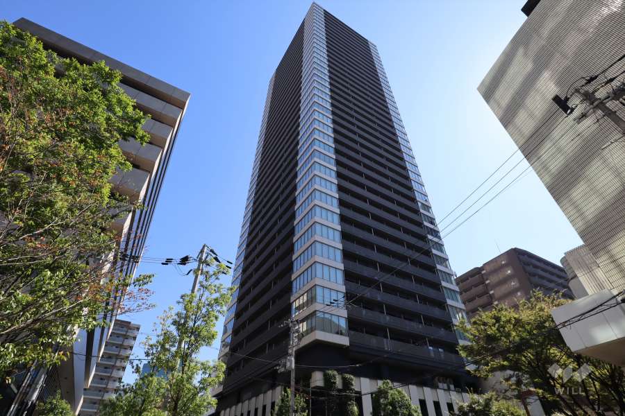 グランドメゾン新梅田タワーの外観（北西側から）