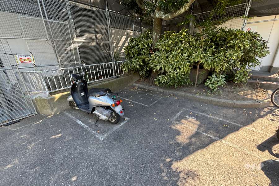 バイク置場