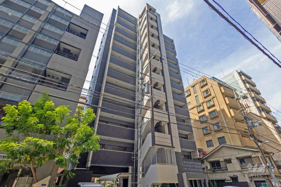 プレサンス松屋町ファステの外観（南東側から）