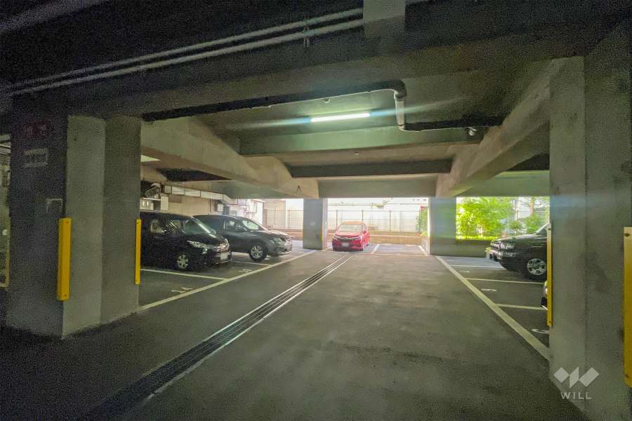 敷地内駐車場(屋内平面式)