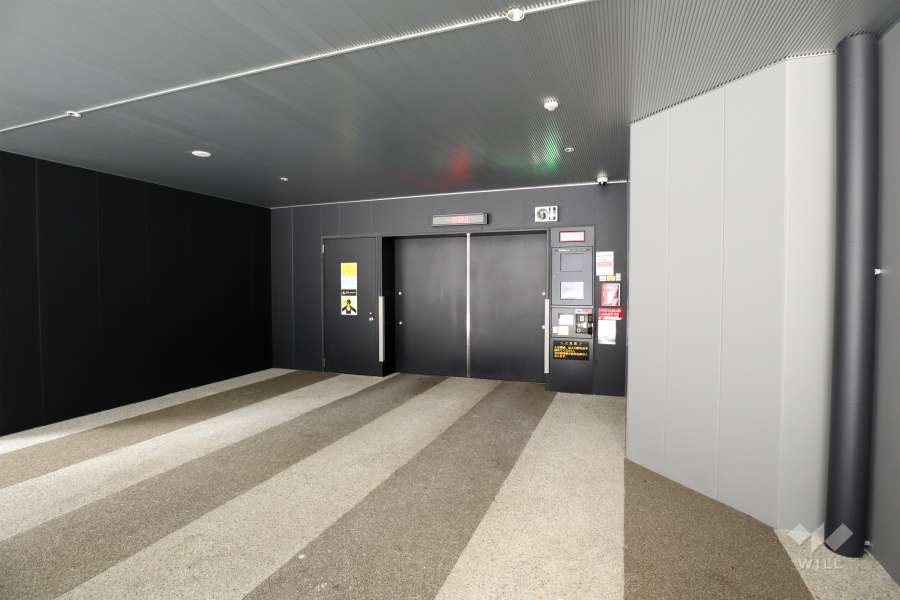 敷地内駐車場（タワー式立体）