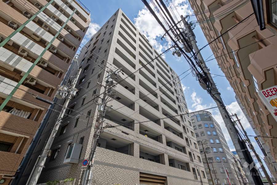 レジオン本町通ベルージュの外観（北西側から）