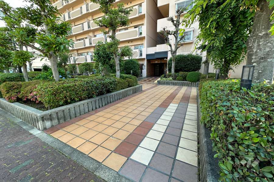 エントランスアプローチ