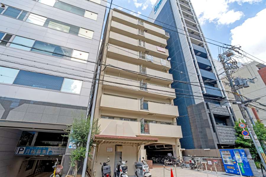 順慶町ハイツの外観（南西側から）