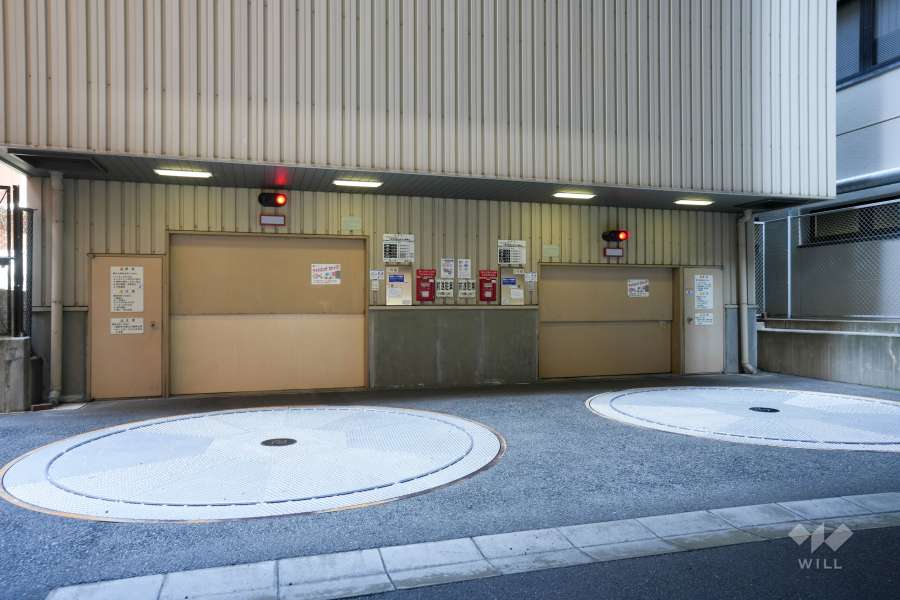 敷地内駐車場（屋内機械式）