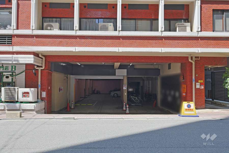 駐車場の出入り口