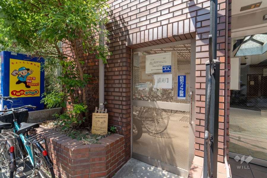 駐輪場の出入り口　
