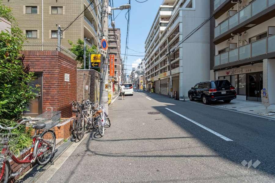 敷地東側の前面道路　