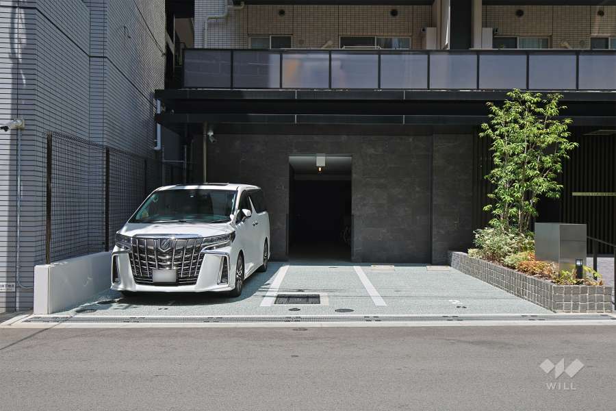 敷地内駐車場（屋外平面式）