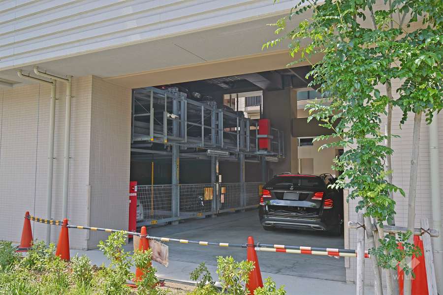 敷地内駐車場（屋内機械式）