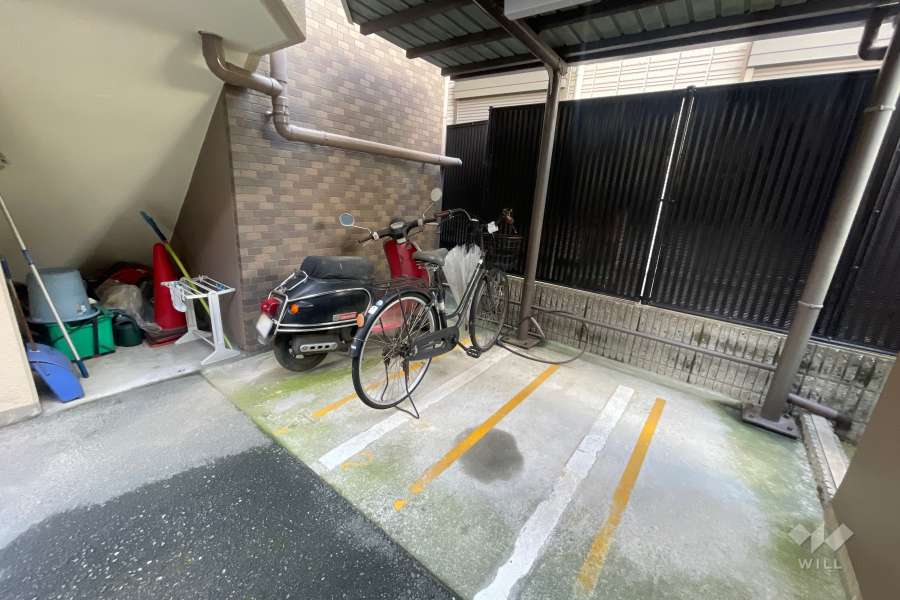 バイク置場