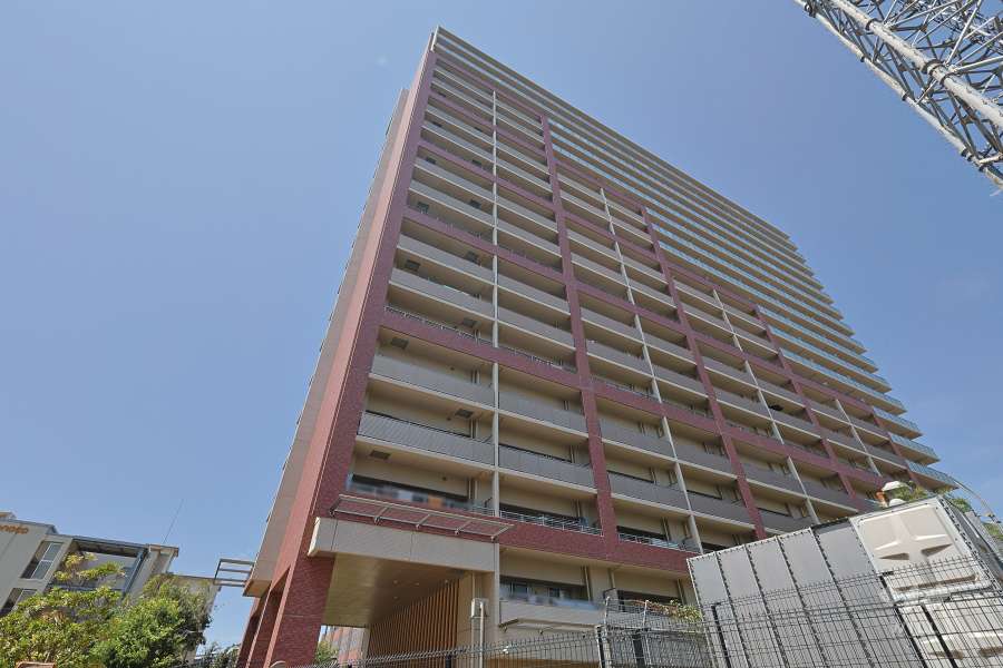 阿波座ライズタワーズマーク２０の外観（南東側から）