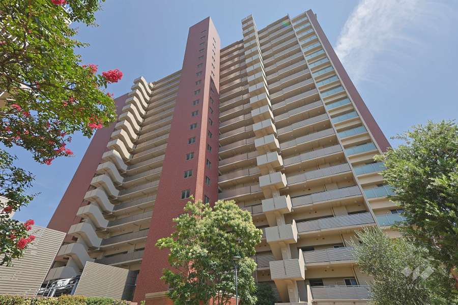 阿波座ライズタワーズマーク２０の外観（西側から）