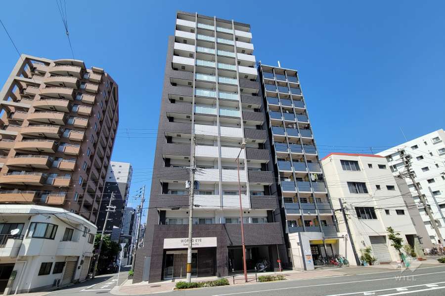 ワールドアイ大阪ドームシティの外観（南側から）