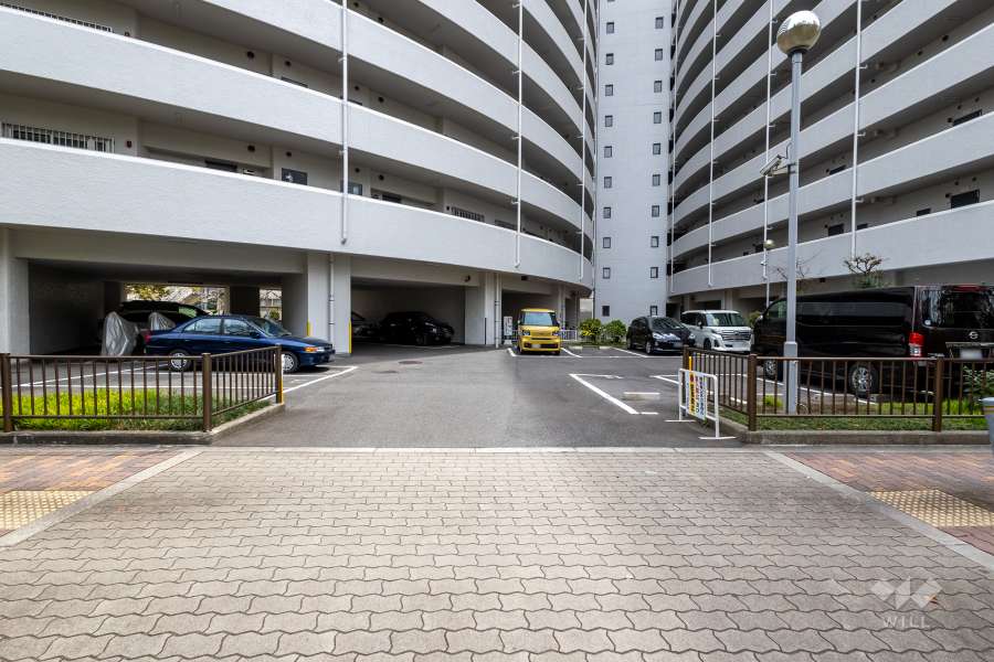 駐車場の出入り口