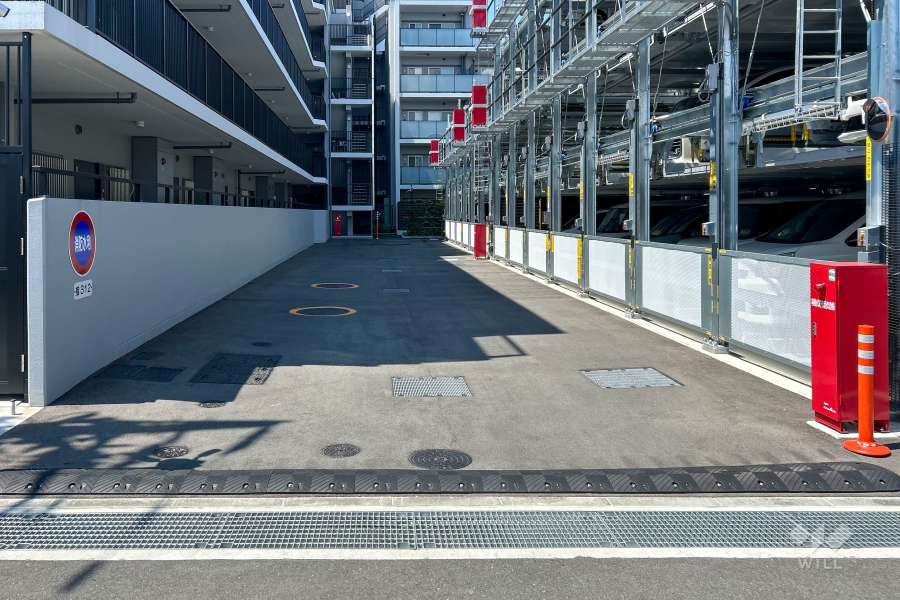 駐車場の出入口