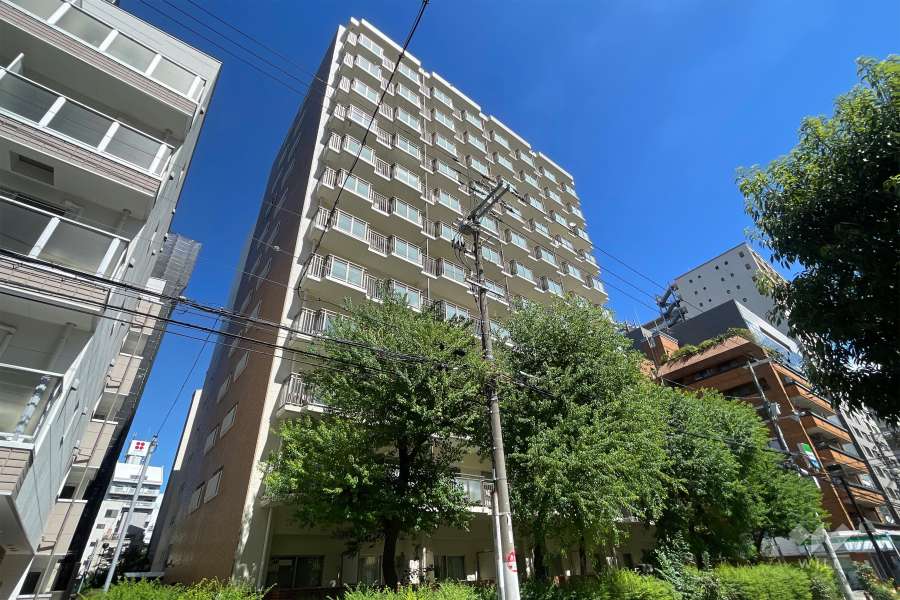 コープ野村扇町の外観(南西側から)