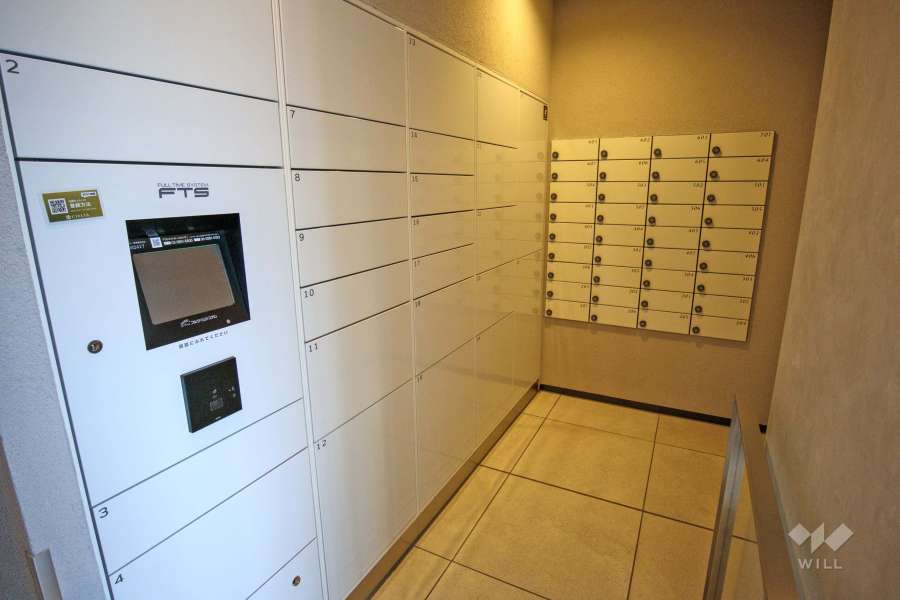 宅配ボックスと共用ポスト