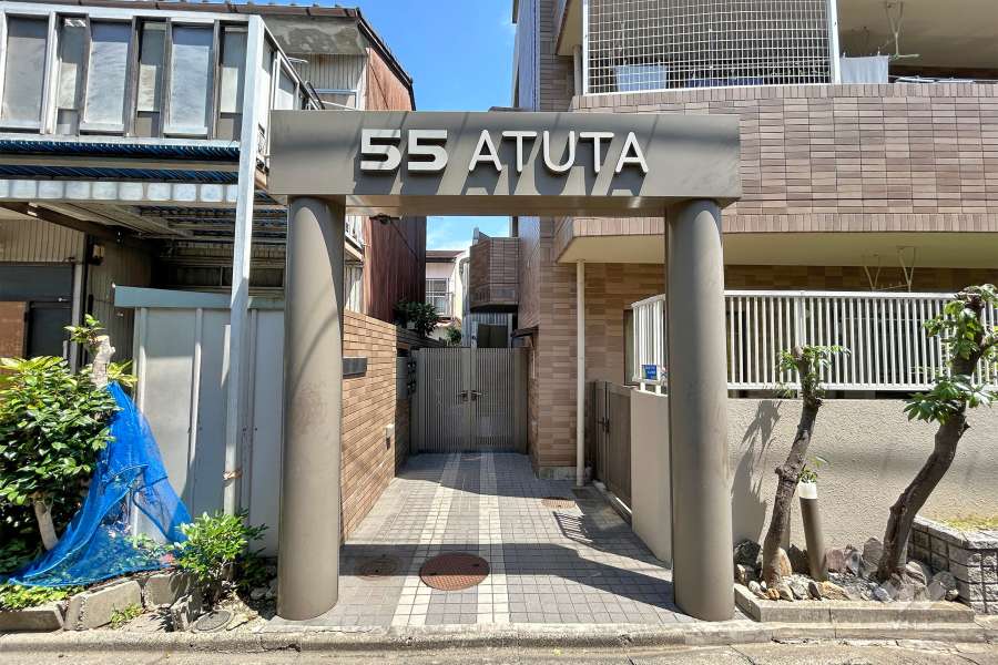 エントランスアプローチ