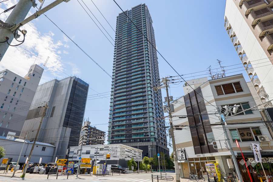 シエリアタワー大阪堀江の外観（北東側から）