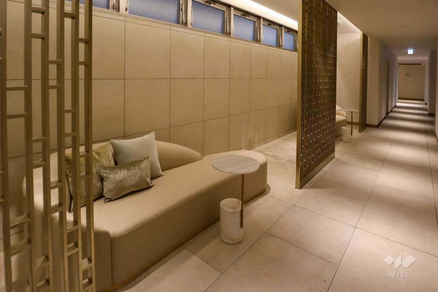 コリドール（1階）