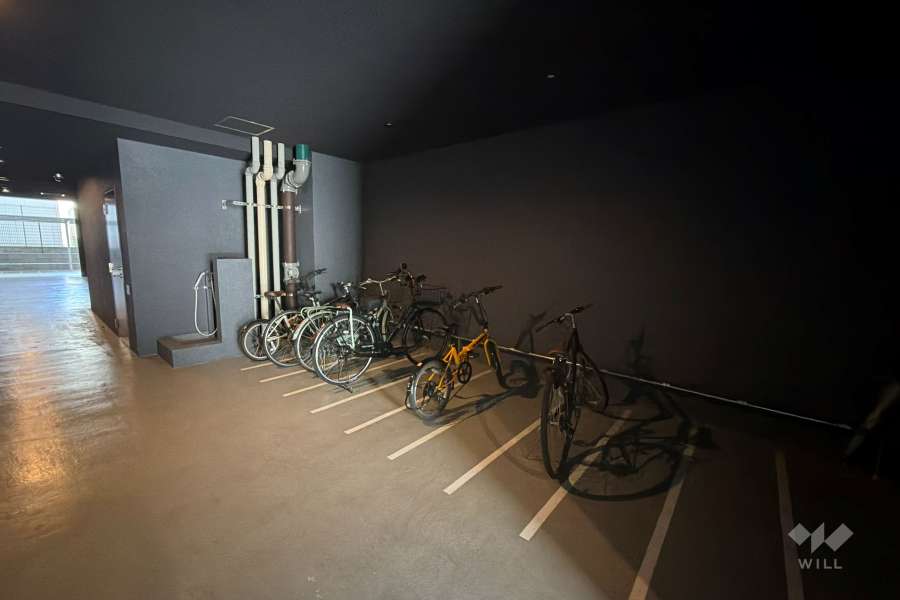 駐輪場（屋内）
