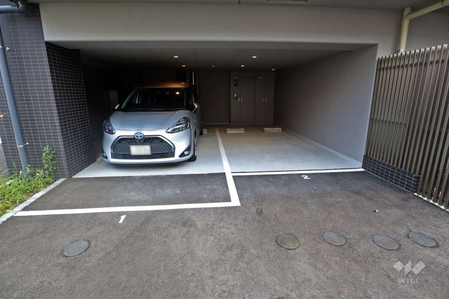 敷地内駐車場（屋内平面式）