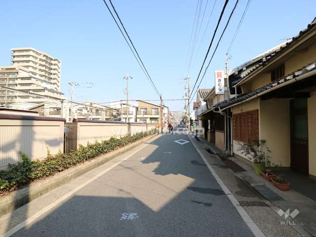 敷地東側は旧大坂道都市景観形成道路に面しています。
