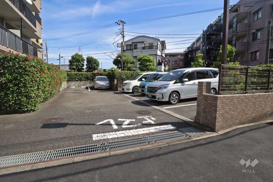 敷地内駐車場（屋外平面式）