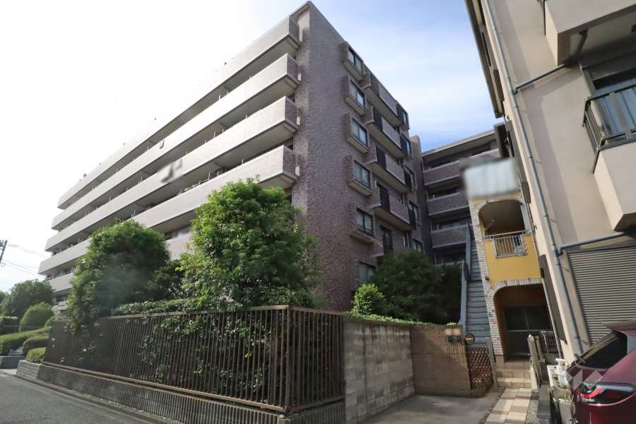 クレッセント新川崎4の外観(南東側から)　　　