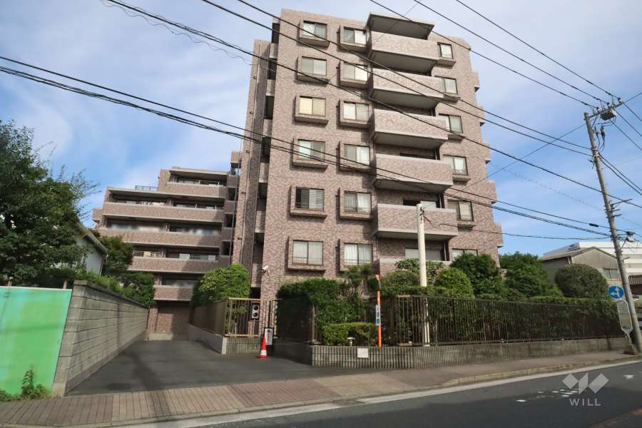 クレッセント新川崎4の外観(西側から)　　