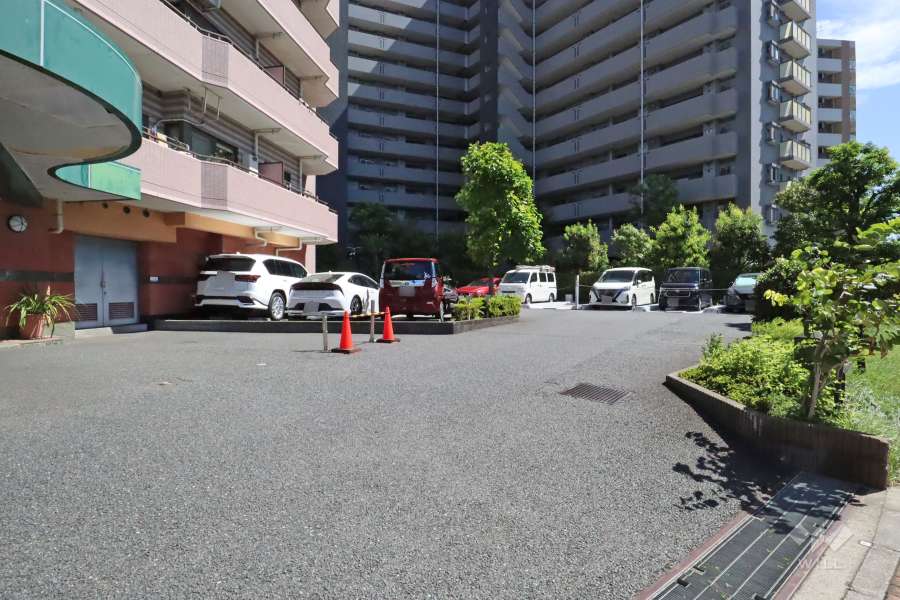 敷地内駐車場（屋外機械式）