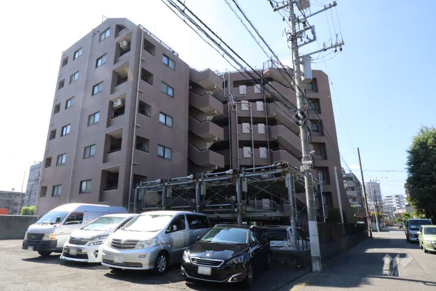 グランイーグル鹿島田2の外観（東側から）