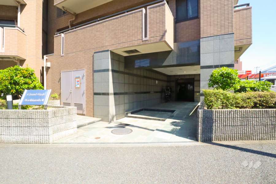 エントランスアプローチ