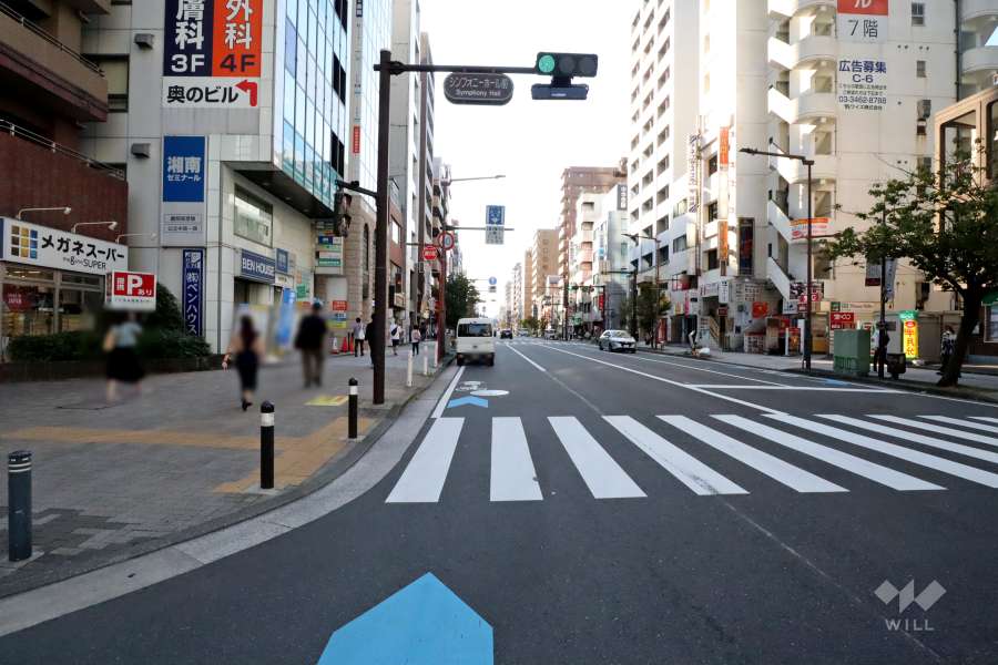 敷地北側の前面道路