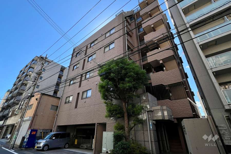 グランイーグル南幸町の外観（東側から）